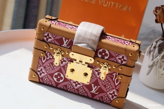 SINCE MALLE LOUIS VUITTON 1854 PETITE 0119